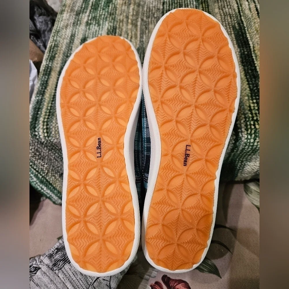 #259 L.L.Bean- Cute! Assorted Sneakers & Slip-On Shoes Sizes Below. - Picture 3 of 11